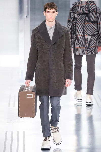 Look 21
